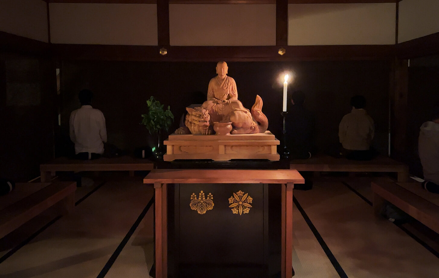 夜ざぜん・朝ざぜん